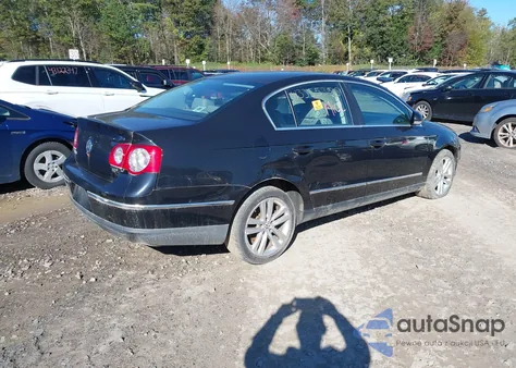 2008 Volkswagen Passat Turbo z USA, uszkodzony, nr VIN WVWJK73C58E251656
